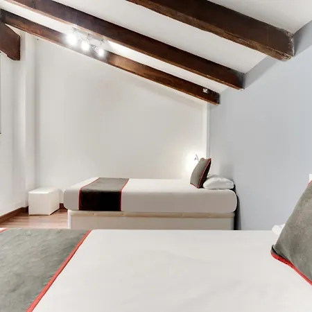 Apartment Oyo Style Puerto Valencia