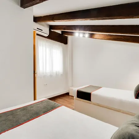 Oyo Style Puerto Apartment Valencia
